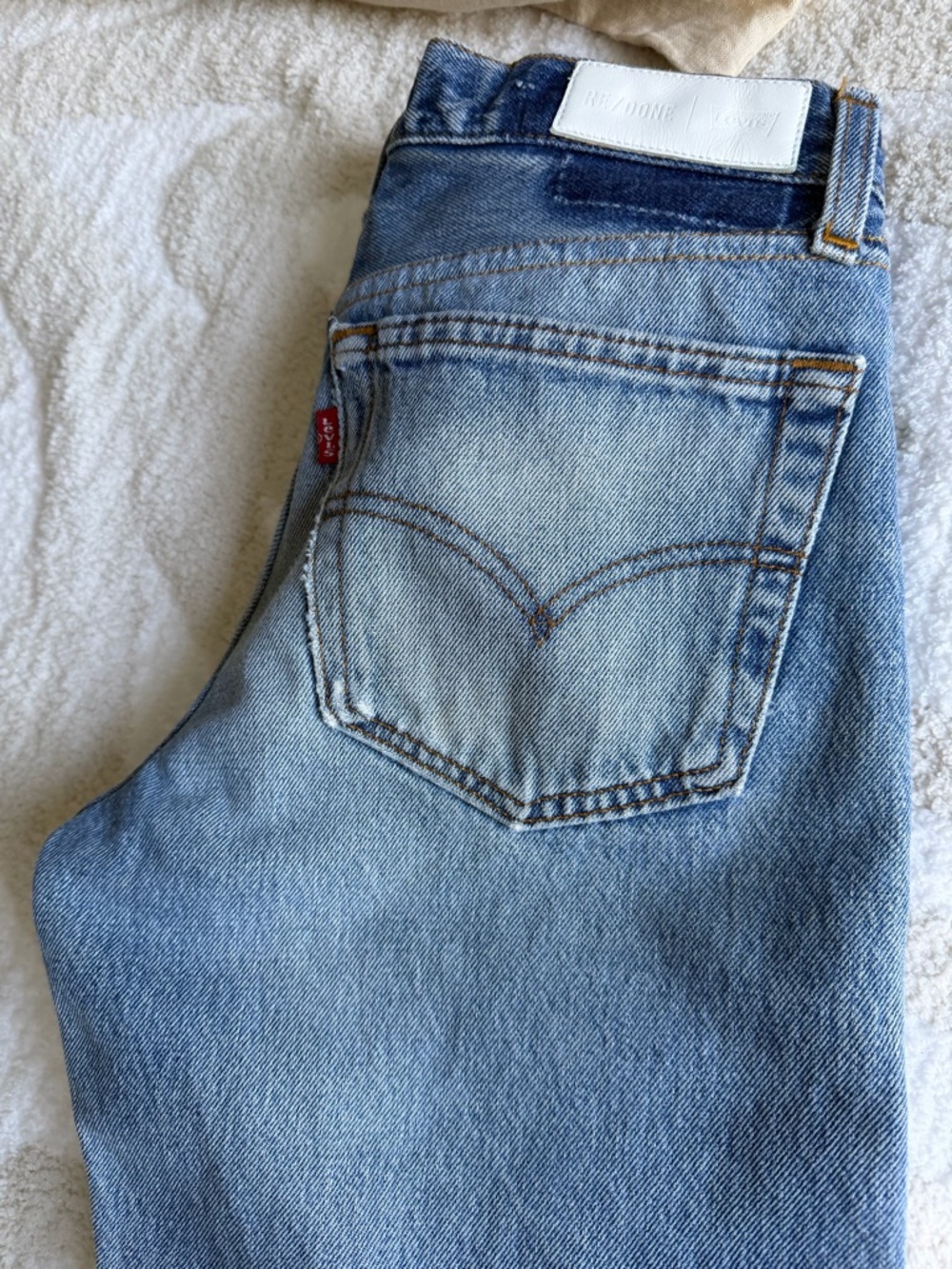Re/Done Light Blue Denim Jeans - Relaxed Fit, cropped/ankle length sz 25